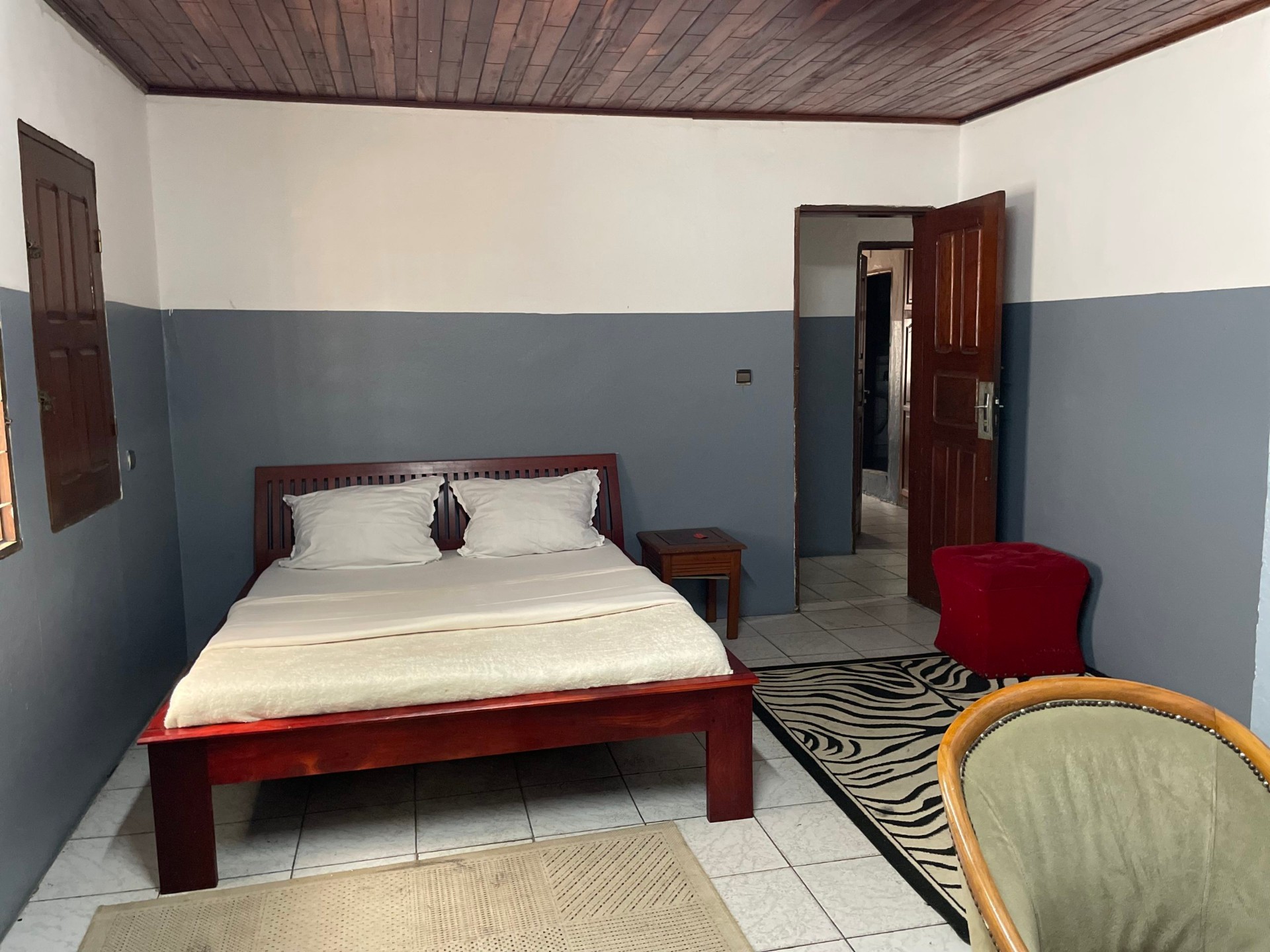 Chambre Couba Club Douala